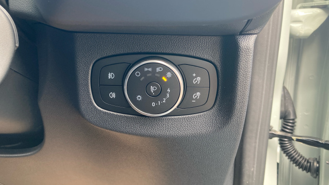 Ford Transit Courier Diesel 1.5 EcoBlue Limited Van - Image 21